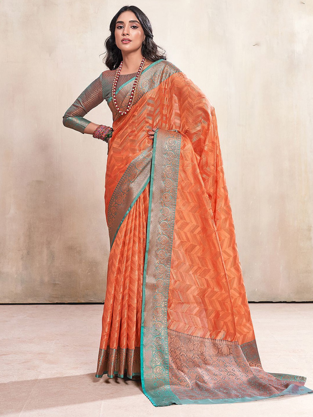 

Satrani Ethnic Motifs Woven Design Zari Saree, Peach
