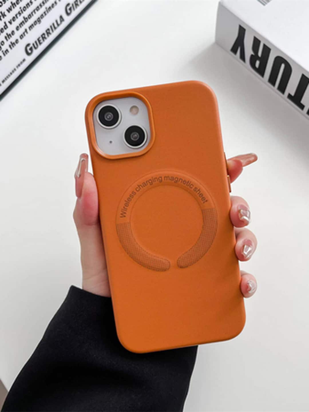 

TREEMODA iPhone 14 Pro Leather Back Case, Orange