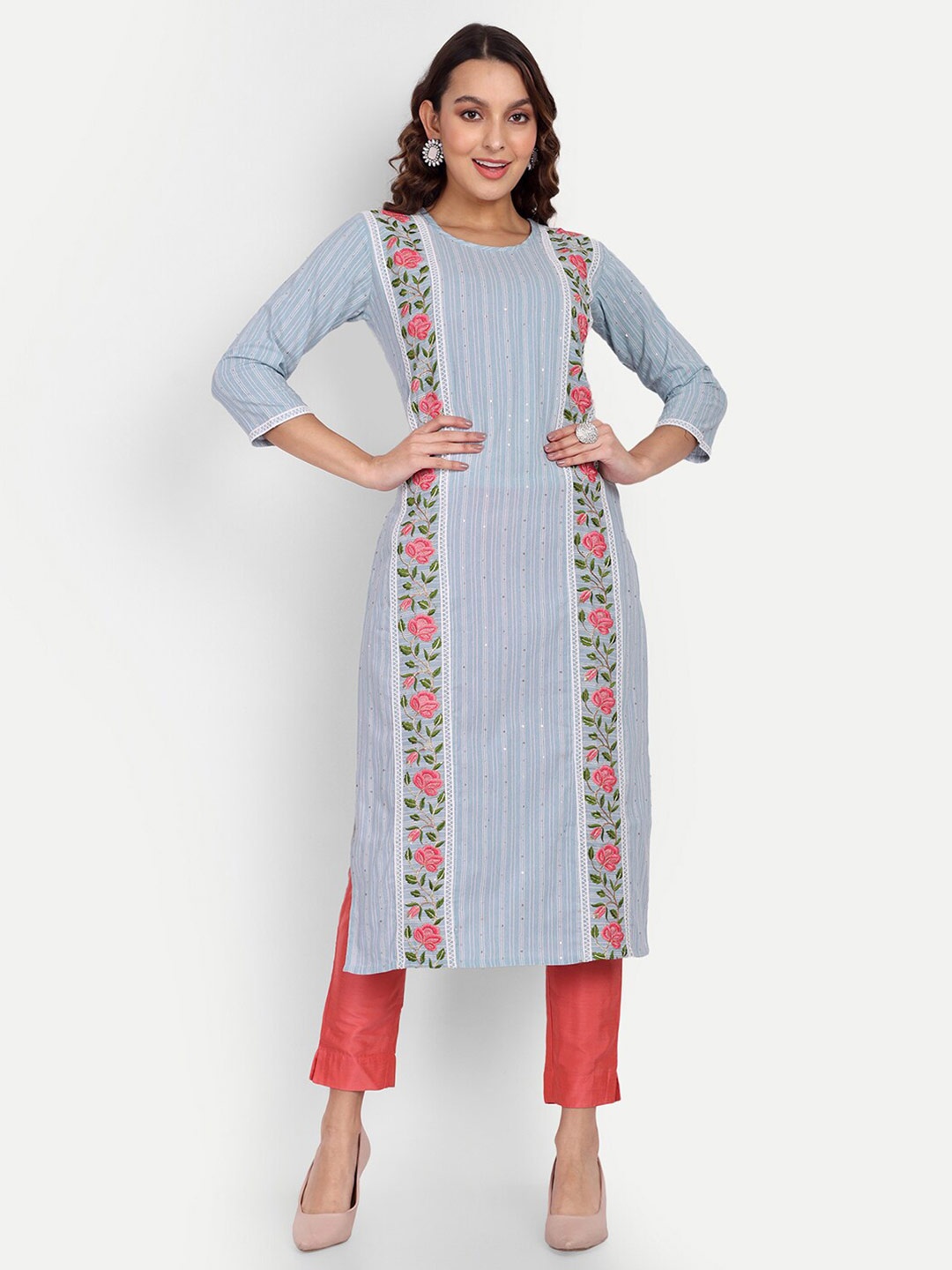 

Growish Floral Embroidered Sequins Straight Kurta, Blue
