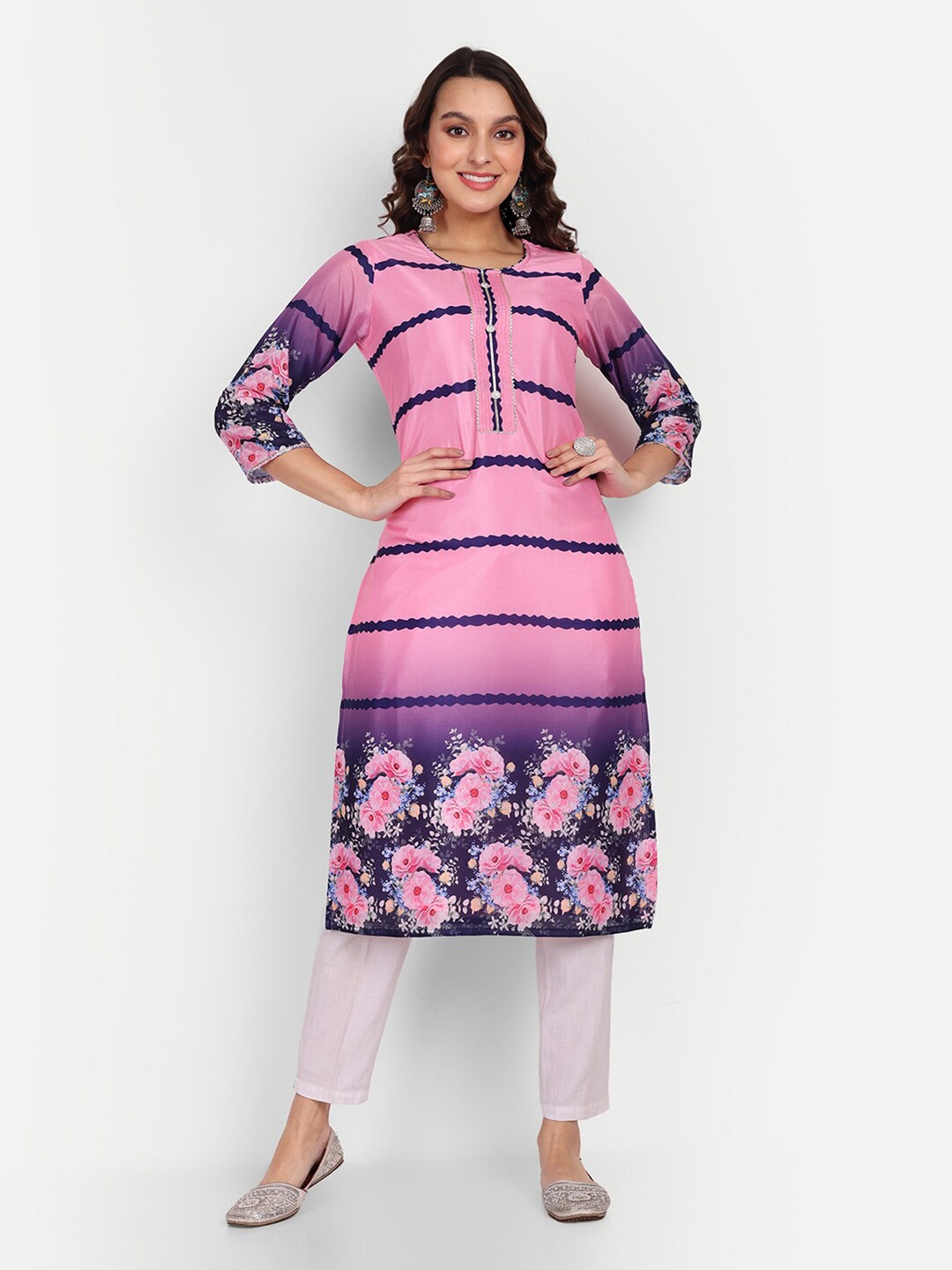 

Growish Floral Printed Gotta Patti Straight Kurta, Pink