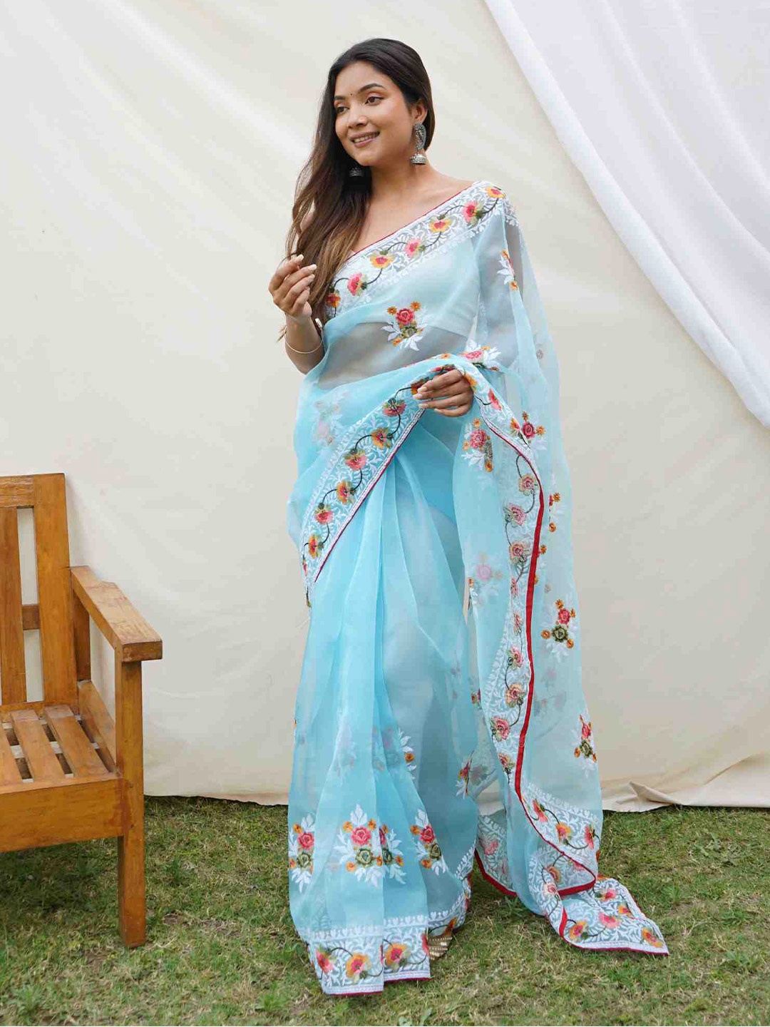 

Mitera Floral Embroidered Organza Saree, Blue