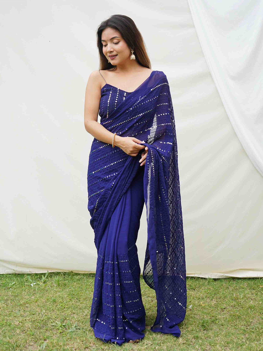 

Mitera Embellished Sequinned Pure Georgette Saree, Navy blue