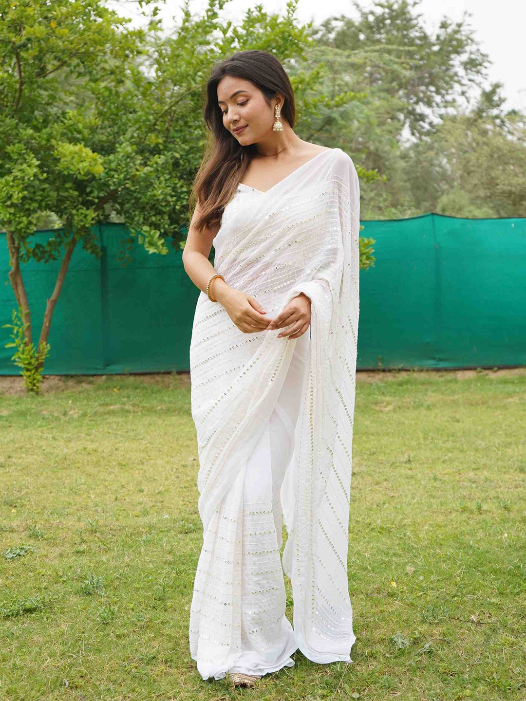 

Mitera Embellished Sequinned Pure Georgette Saree, White