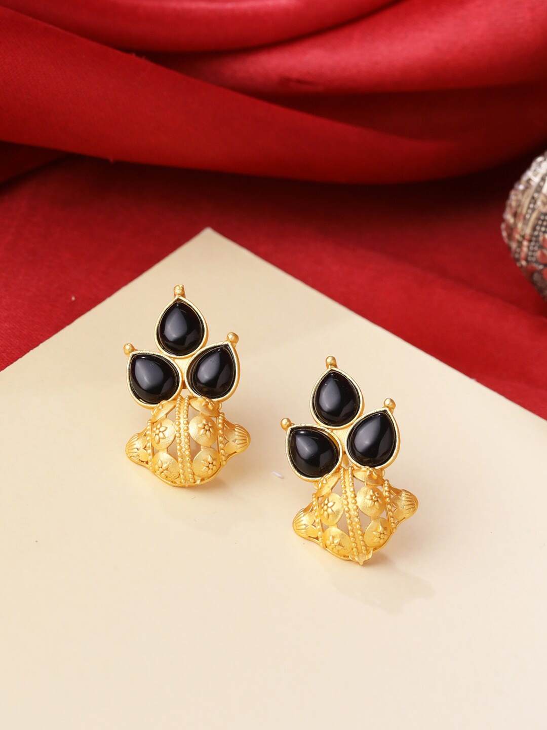 

CELEBRAVO Brass-Plated Teardrop Shaped Studs Earrings, Black