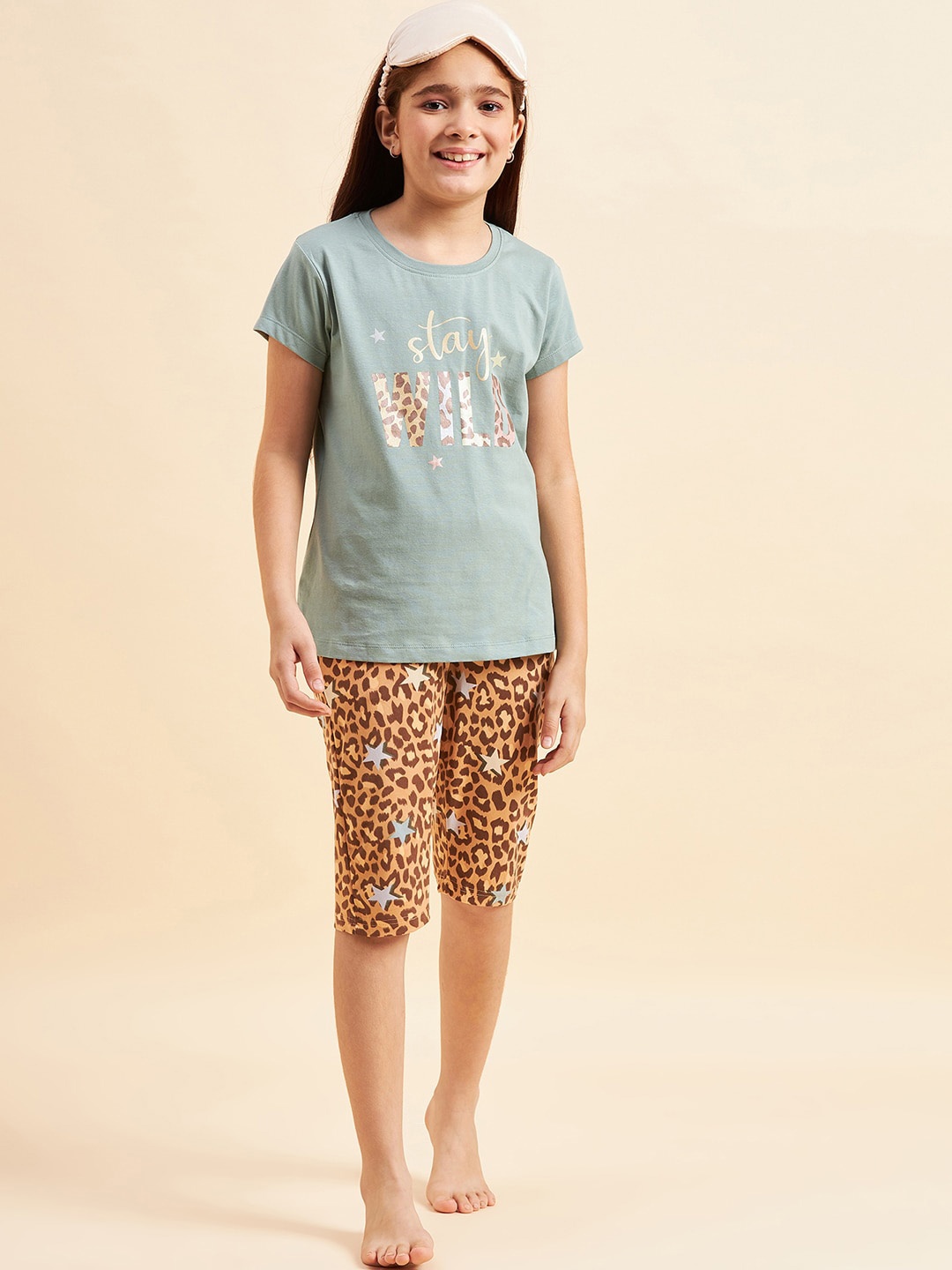 

Sweet Dreams Girls Typography Printed Night Suit, Green