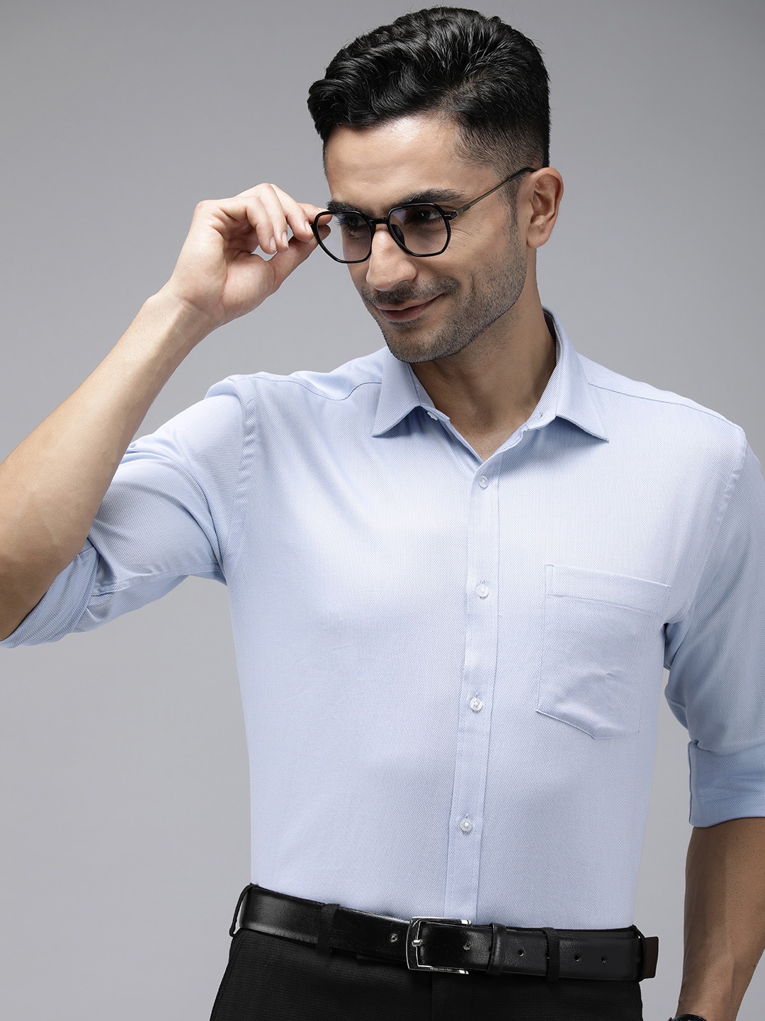 

Park Avenue Pure Cotton Self Design Slim Fit Textured Formal Shirt, Blue
