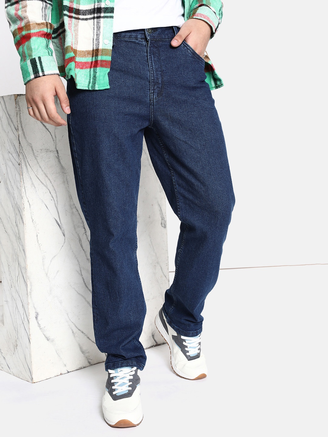 

The Roadster Lifestyle Co. Men Relaxed Fit Stretchable Jeans, Navy blue