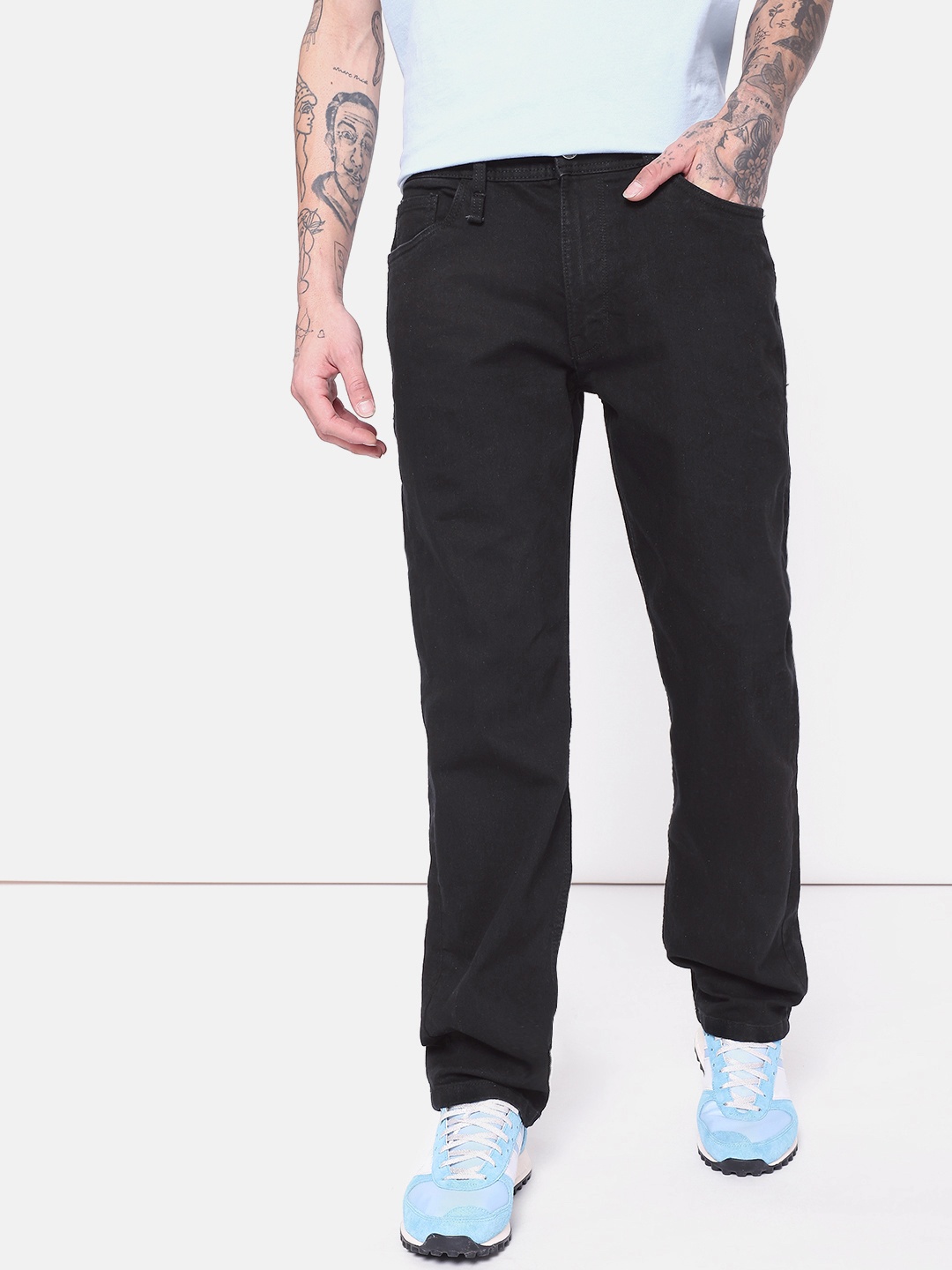 

The Roadster Life Co. Men Regular Fit Stretchable Mid-Rise Jeans, Black