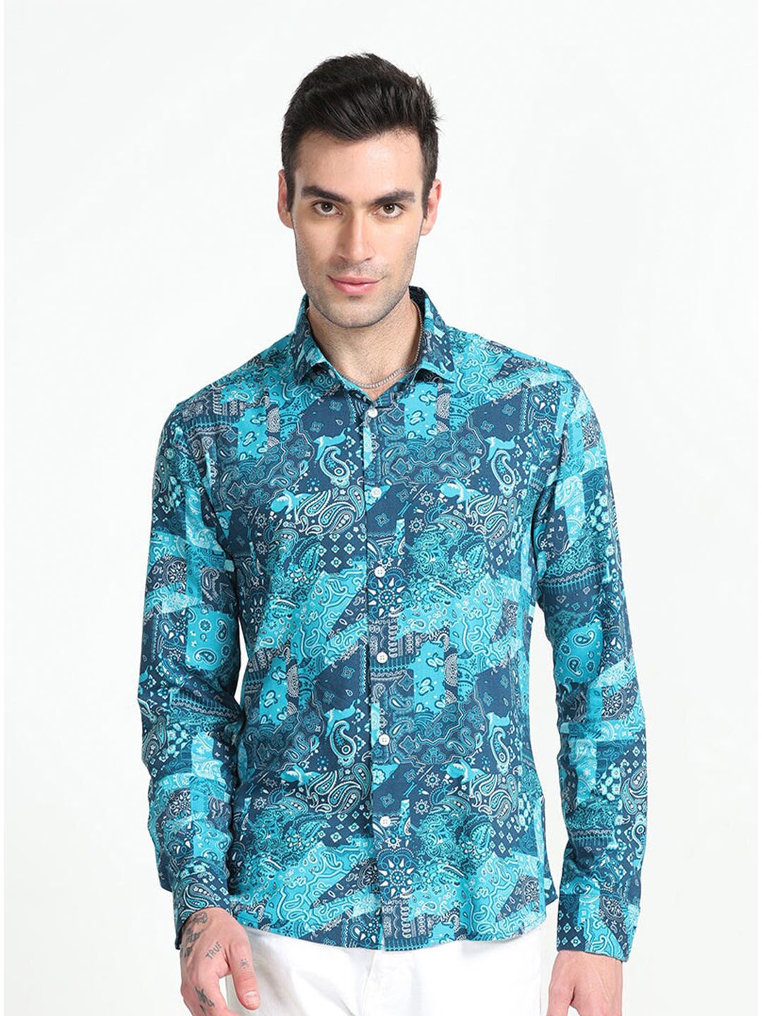 

Snitch Classic Slim Fit Ethnic Motifs Printed Casual Shirt, Blue