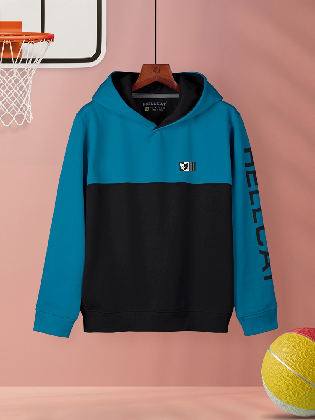 

HELLCAT Girls Colourblocked Hooded Pullover Sweatshirt, Turquoise blue