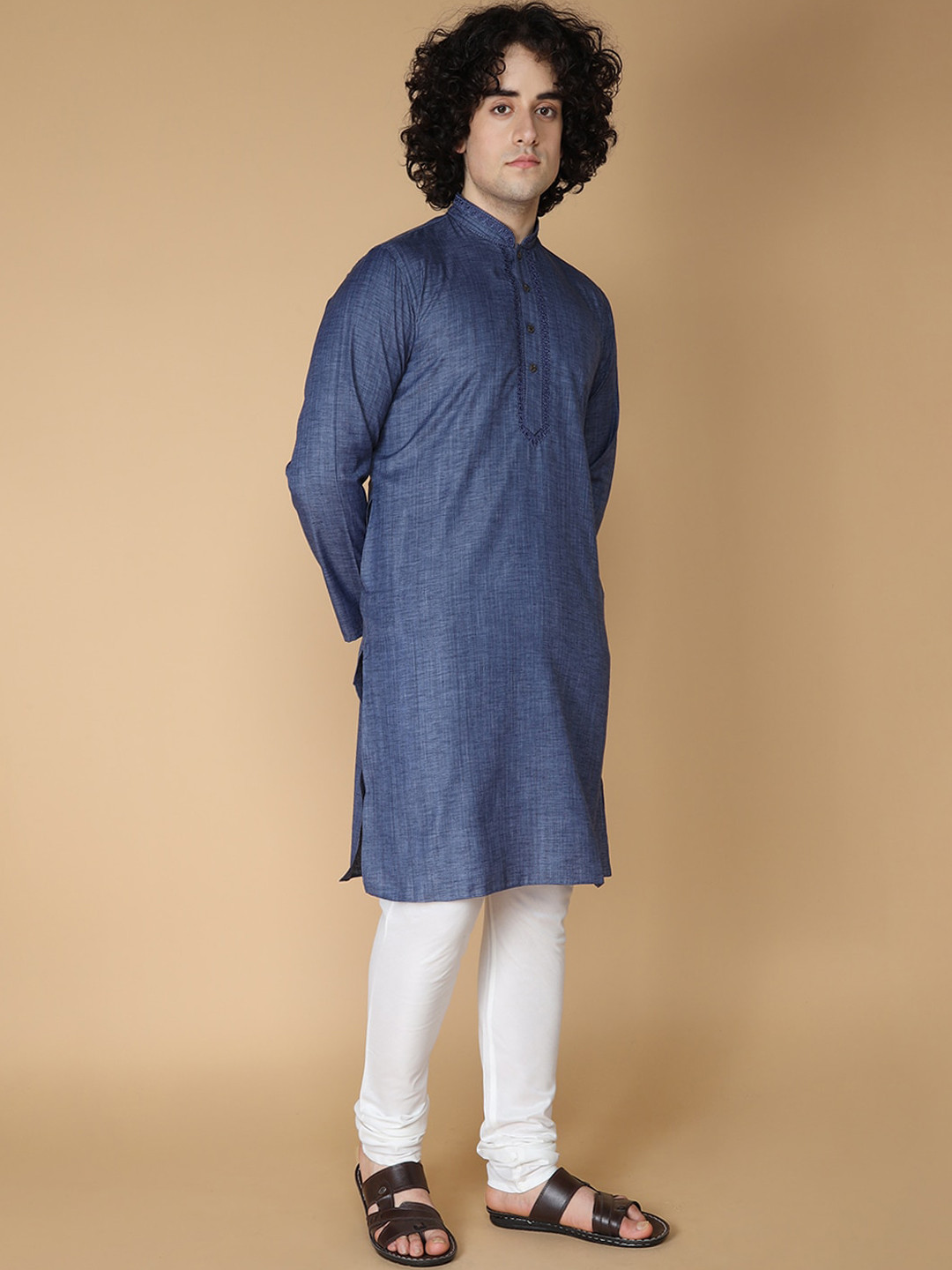 

Sultan The King Of Kurta Mandarin Collar Thread Work Detail Straight Kurta with Churidar, Grey