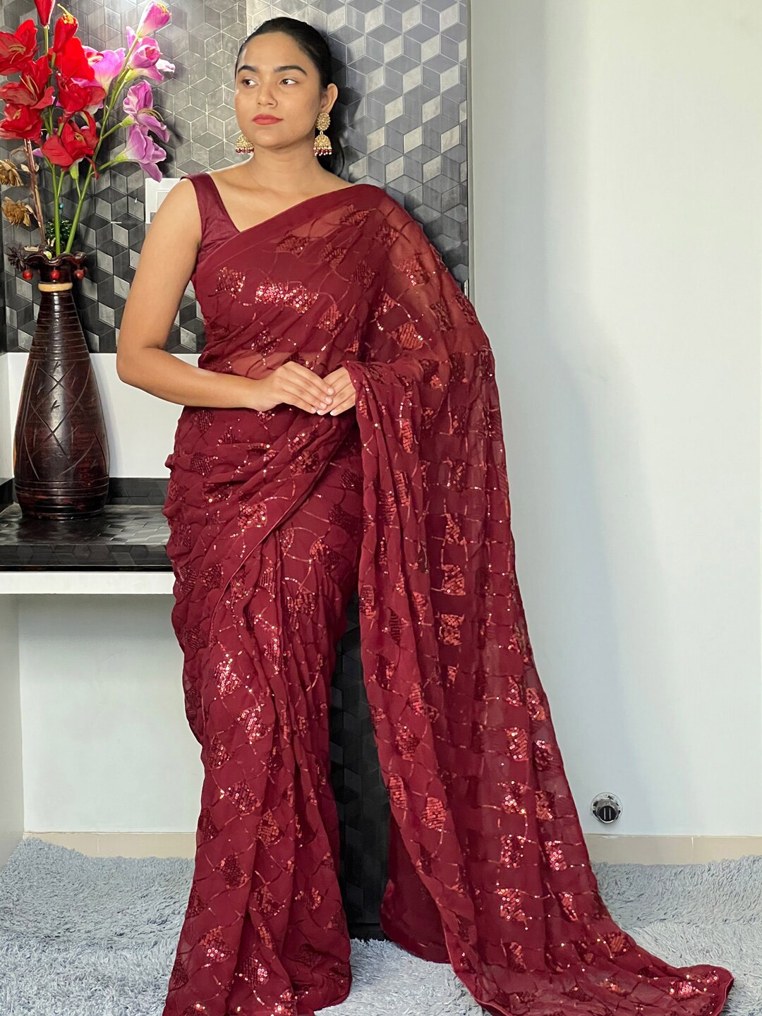 

Mitera Embellished Sequinned Detail Pure Georgette Saree, Maroon