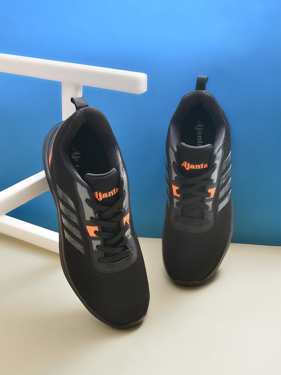 

Ajanta Men Lace-Up Running Shoes, Black