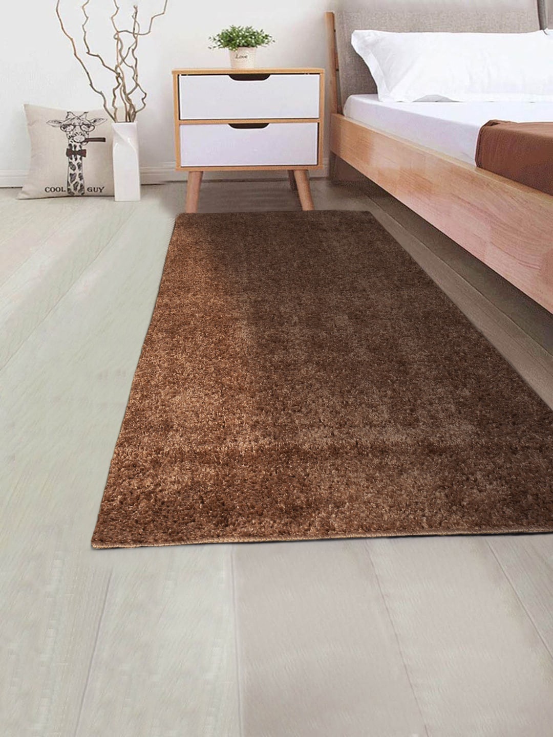 

DREAM WEAVERZ Brown Bed Side Hand Tufted Floor Runner