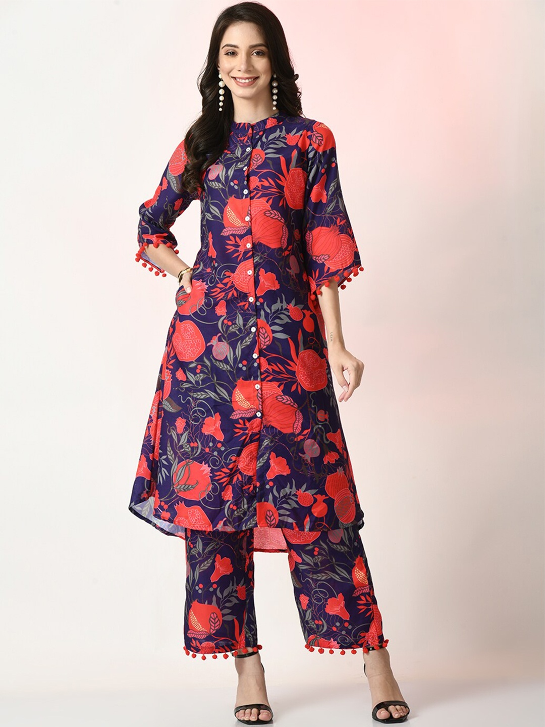 

Myshka Floral Printed A-Line Kurta with Palazzos, Navy blue