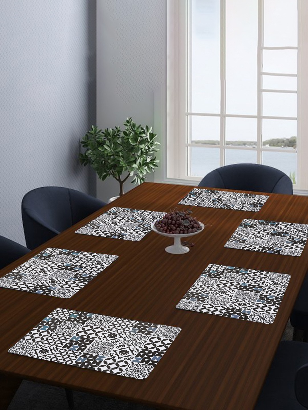 

Dakshya Industries Grey & White 6 Pieces Printed Rectangular Table Placemats