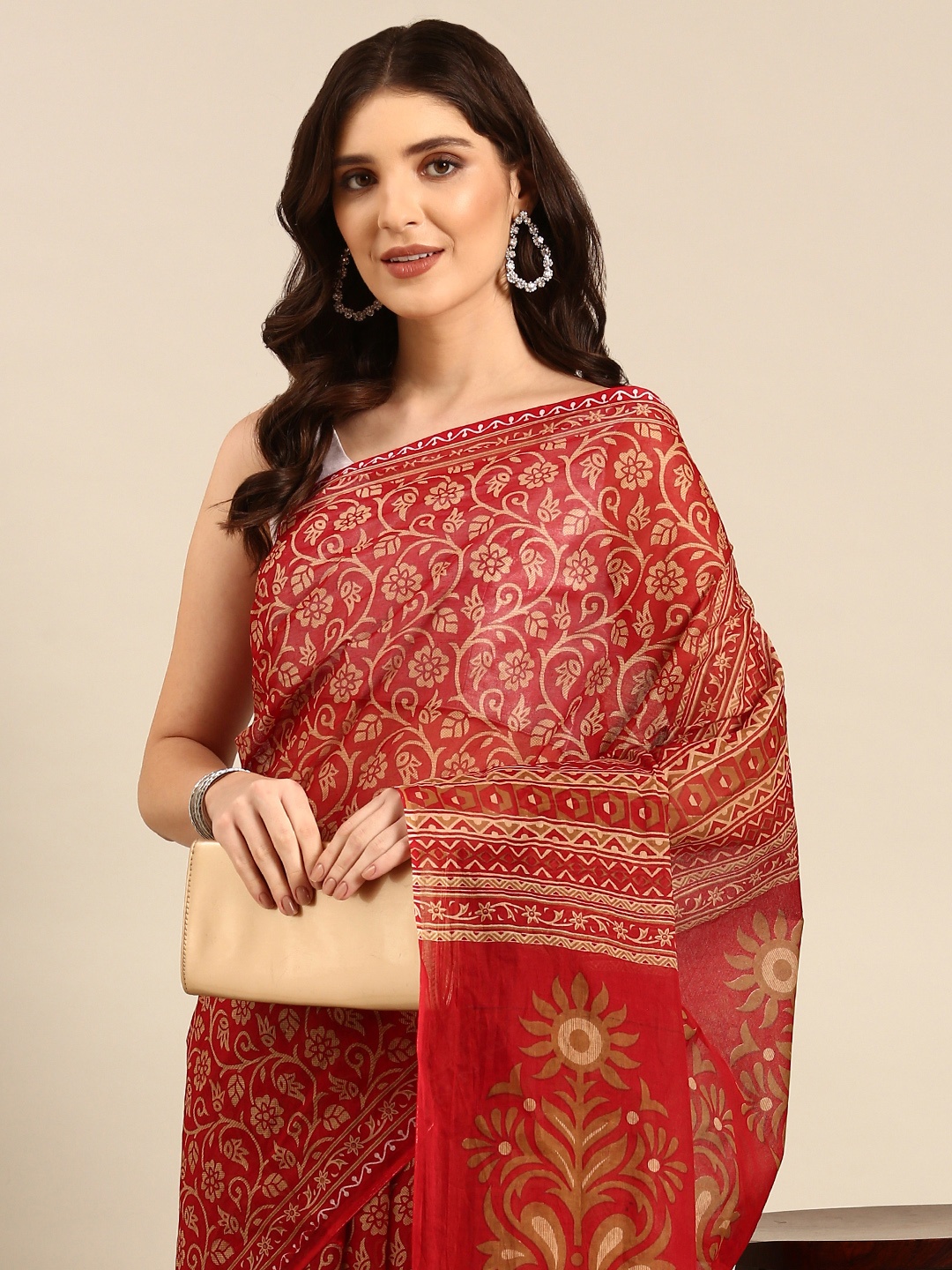 

SHANVIKA Red Floral Pure Cotton Block Print Saree
