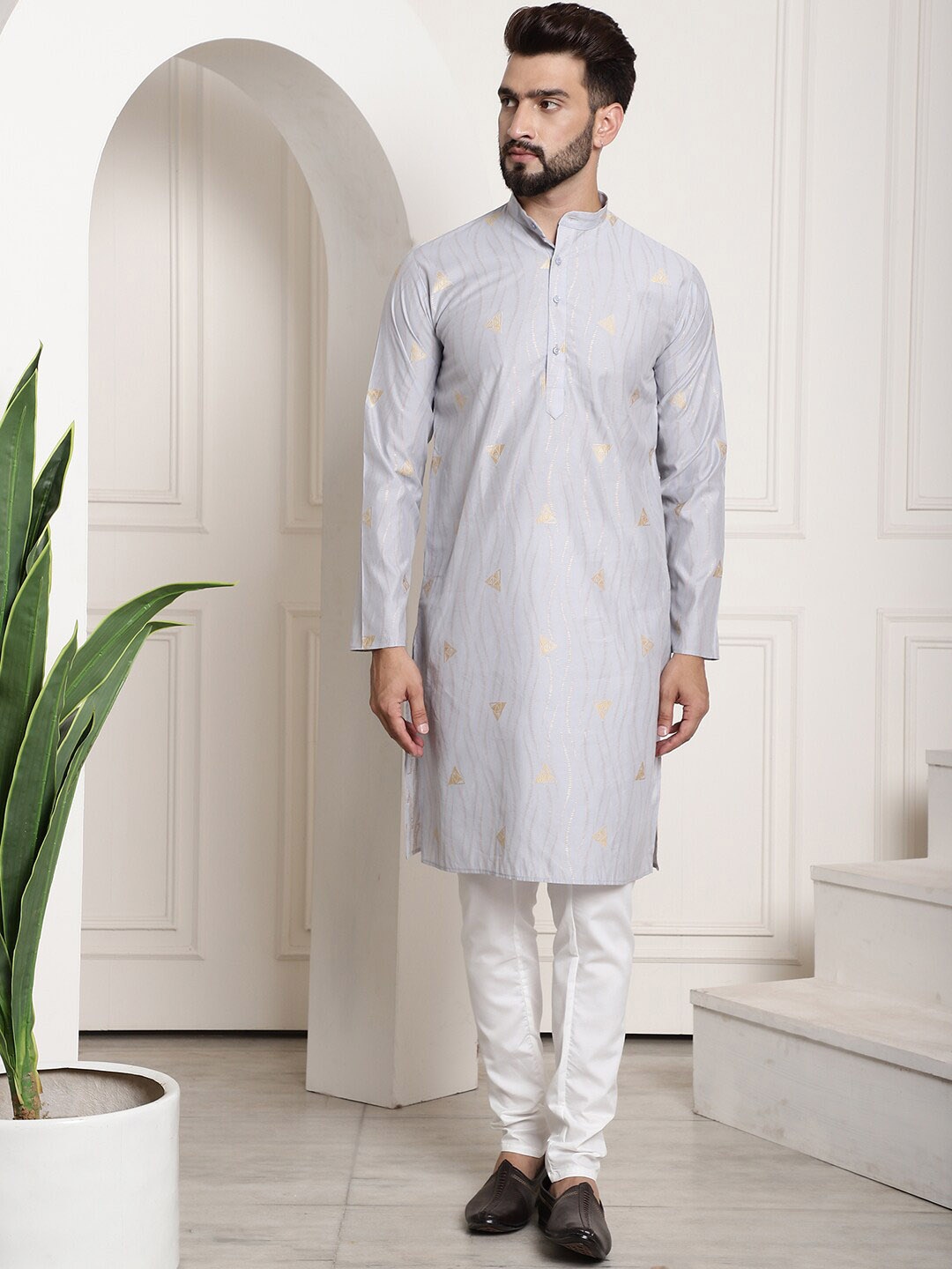 

SOJANYA Geometric Woven Design Regular Straight Kurta with Churidar, Grey