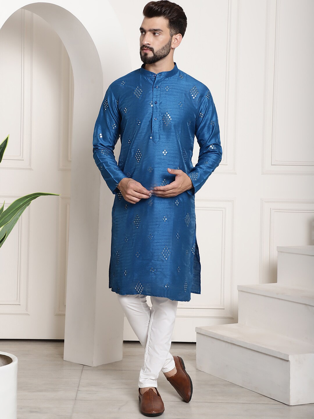 

SOJANYA Ethnic Motifs Embroidered Mirror Work Regular Kurta with Churidar, Blue