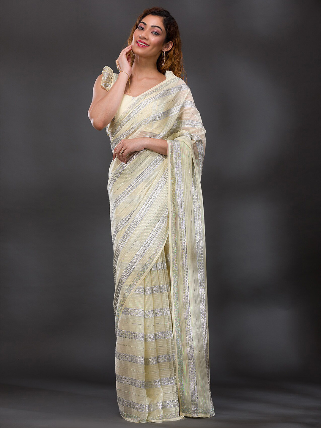 

Koskii Striped Beads & Stones Shimmer Saree, Cream