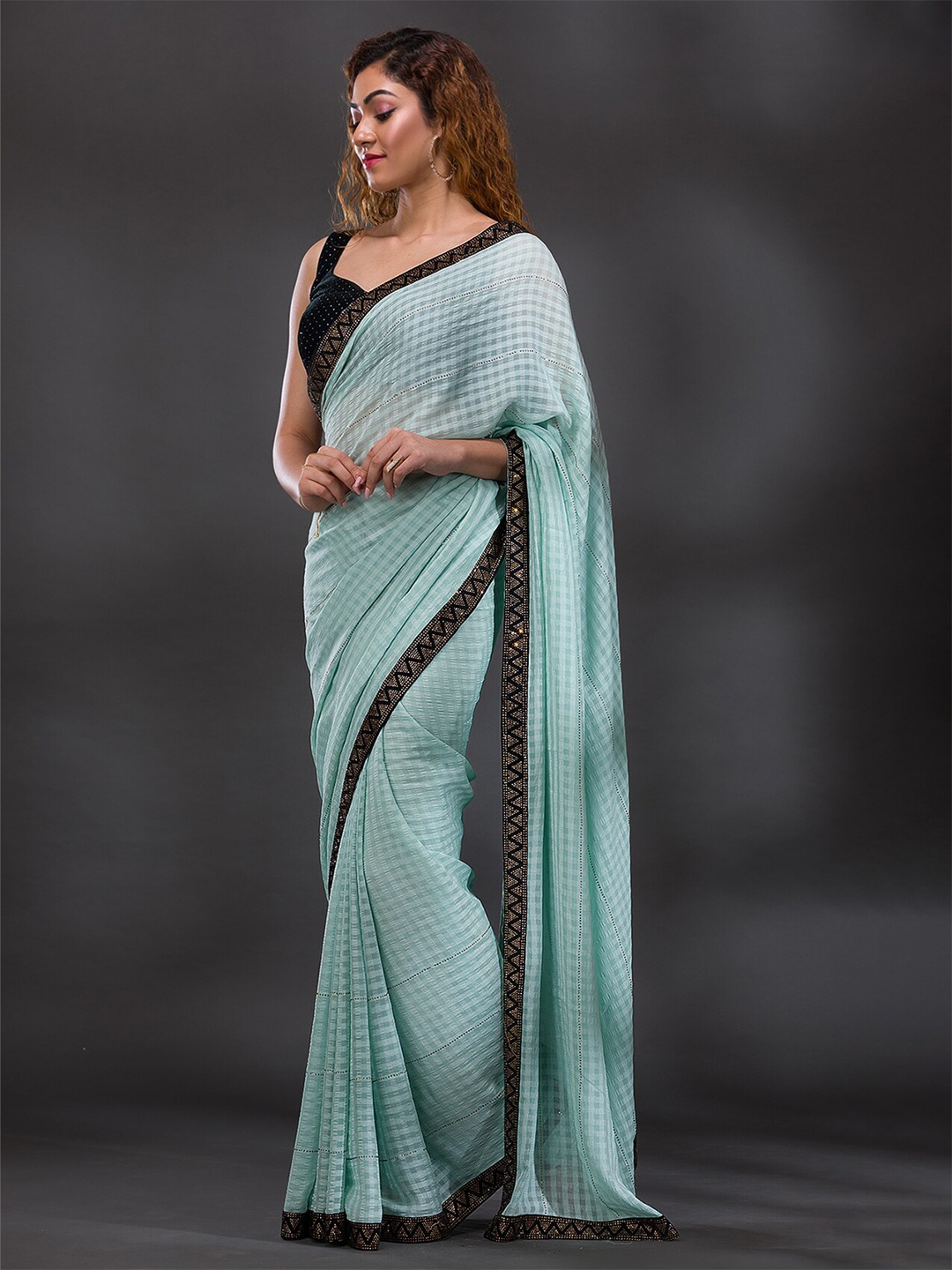 

Koskii Checked Poly Georgette Saree, Green