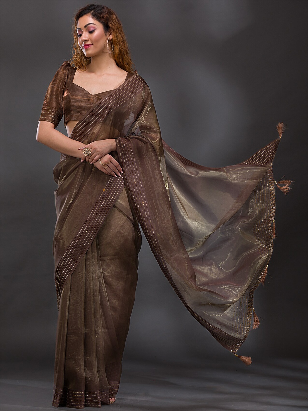 

Koskii Embellished Beads & Stones Semi Sheer Tissue Saree, Olive