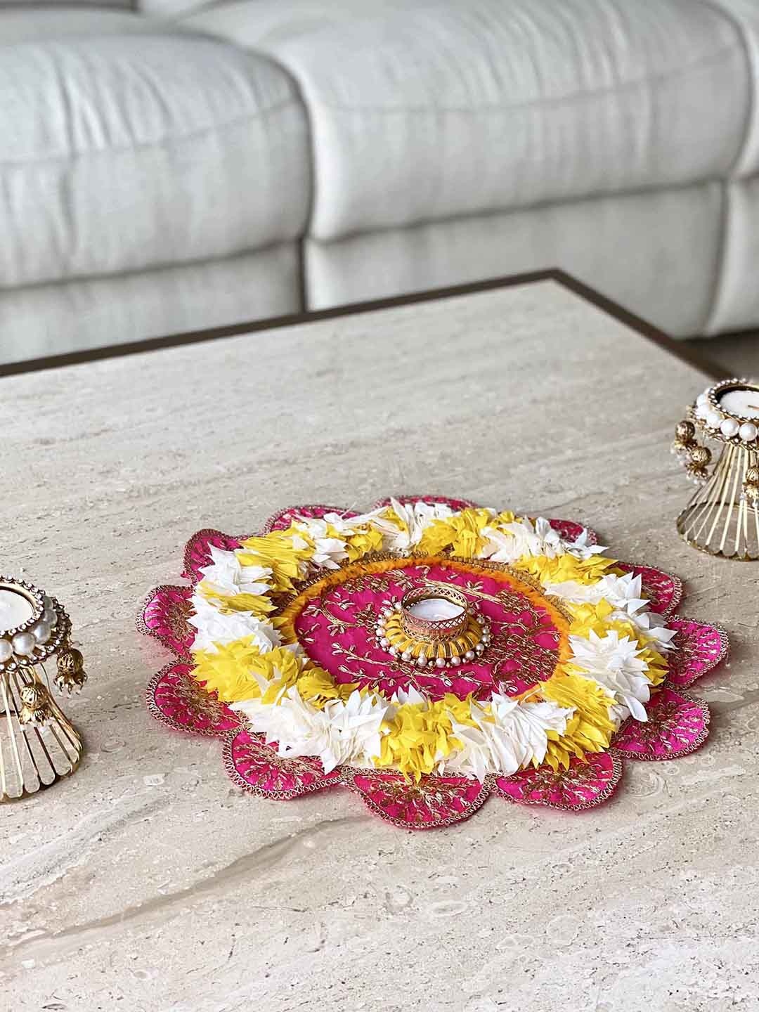 

Mason Home Red & White Round Marigold Rangoli Sticker