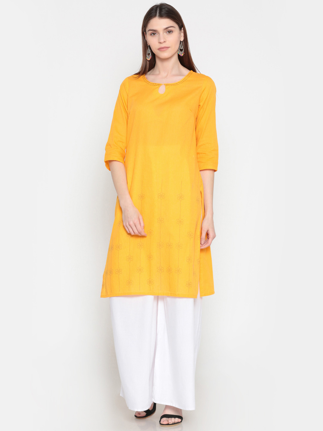 

Karigari Women Yellow Printed Straight Kurta