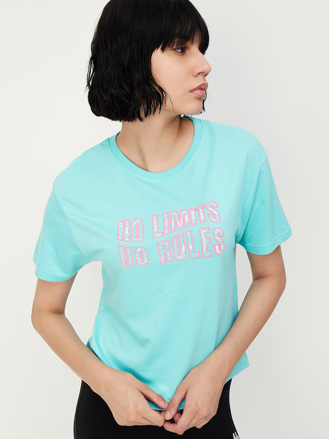 

max Typography Printed Round Neck T-shirt, Blue