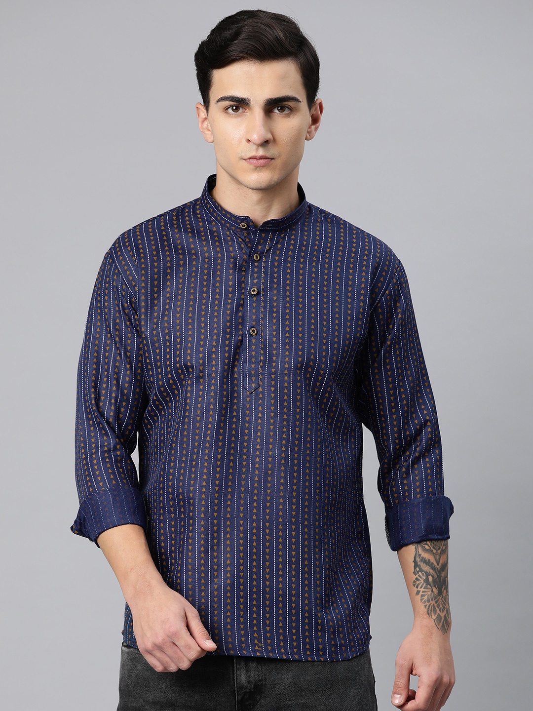 

Luxrio Men Geometric Printed Mandarin Collar Kurta, Navy blue