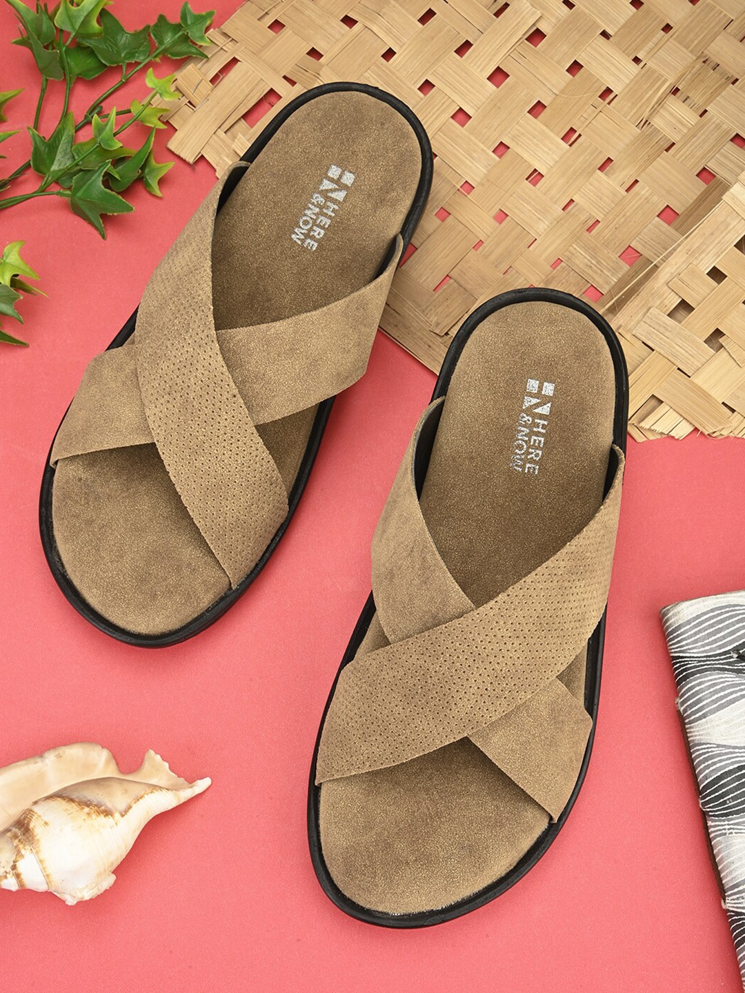 

HERE&NOW Men Camel Brown & Black Cross Strap Comfort Sandals