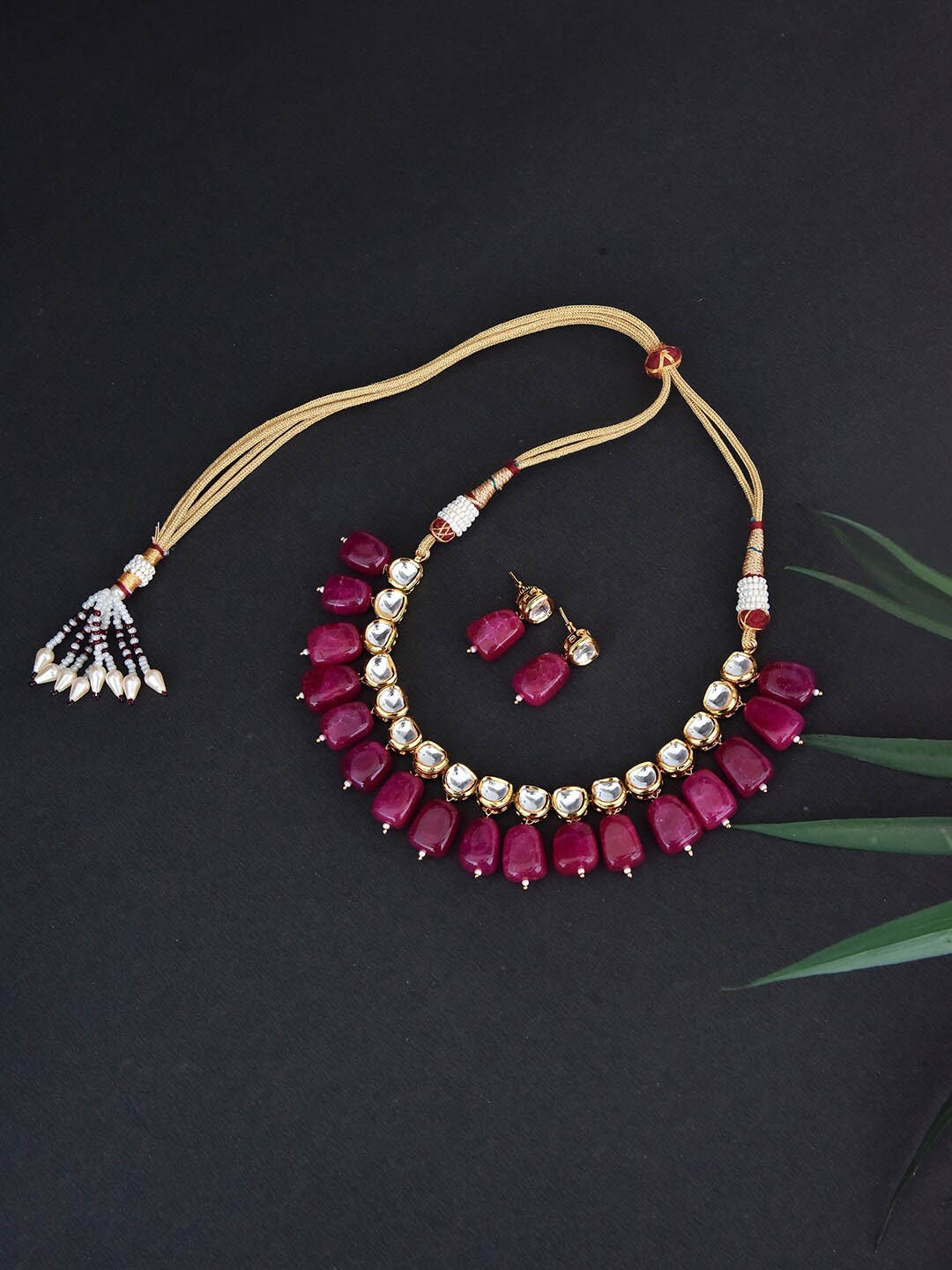 

Swabhimann Jewellery Gold Plated Kundan Stone Studded & Beaded Jewellery Set
