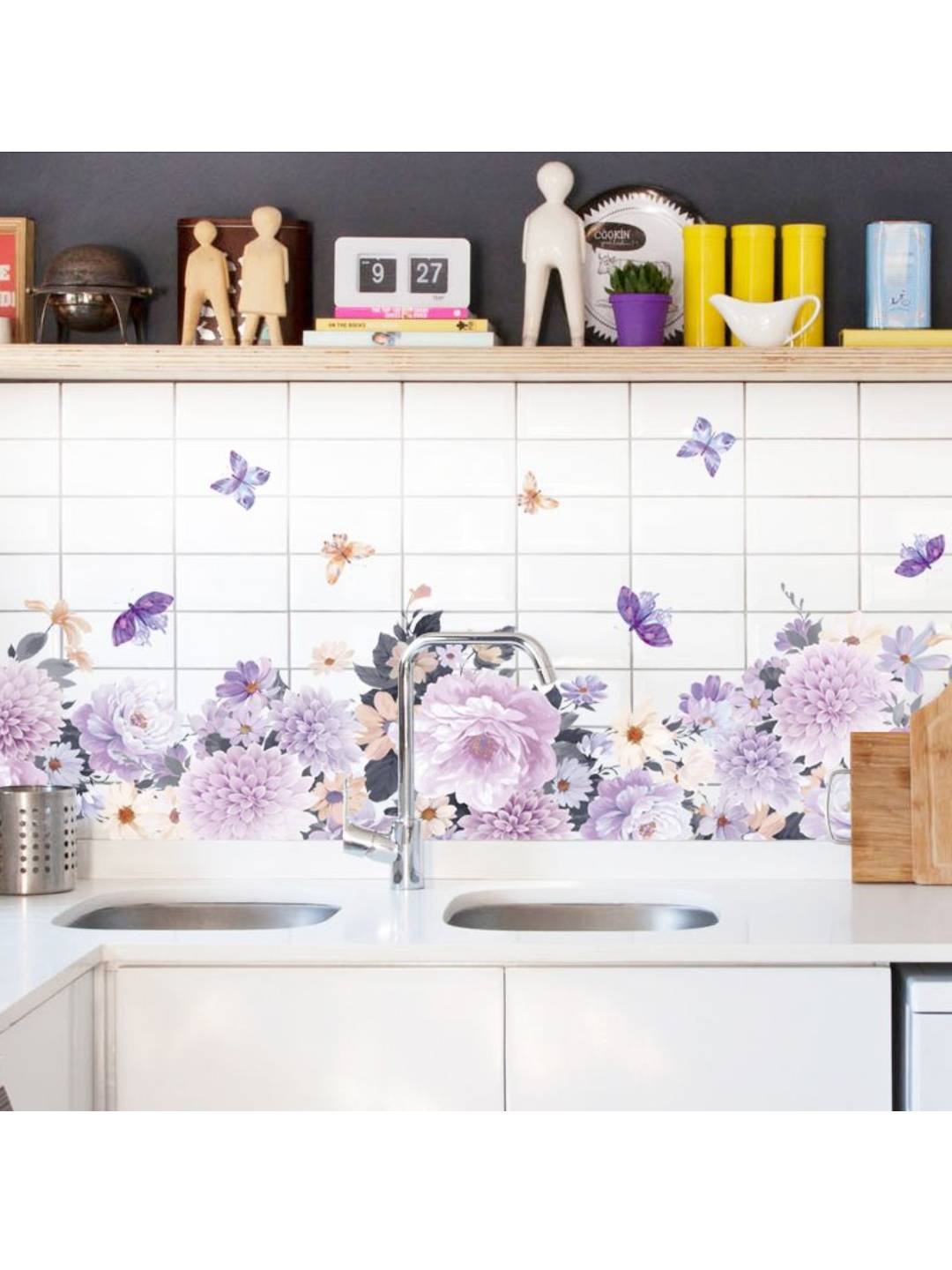 

Jaamso Royals White & Black Animals Printed Wall Sticker