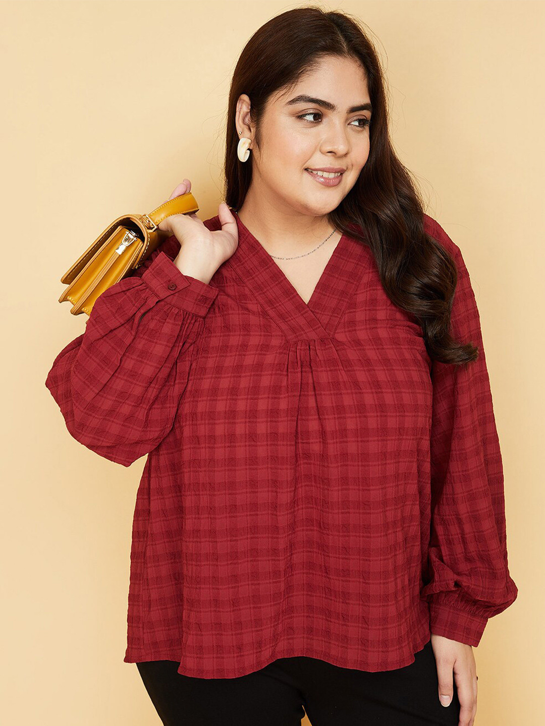 

max Checked V-Neck Regular Top, Red