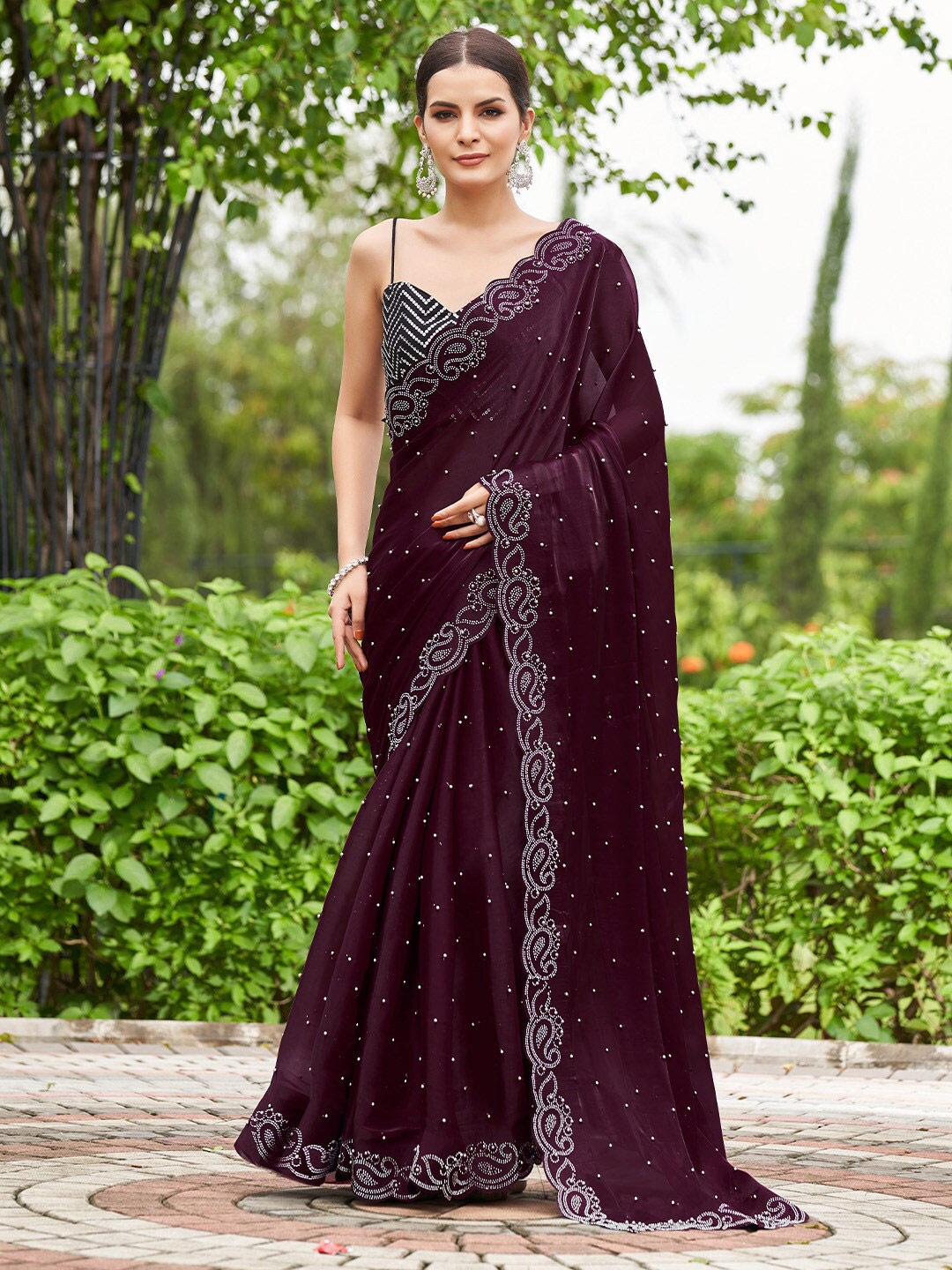 

KARAGIRI Beads And Stones Embellished Organza Saree, Burgundy