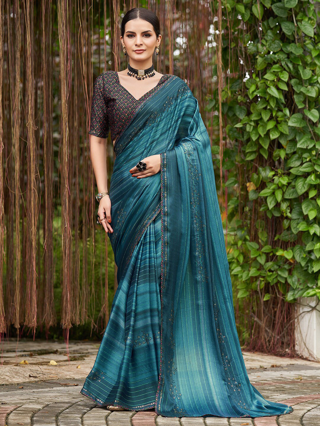 

KARAGIRI Striped Beads and Stones Saree, Teal
