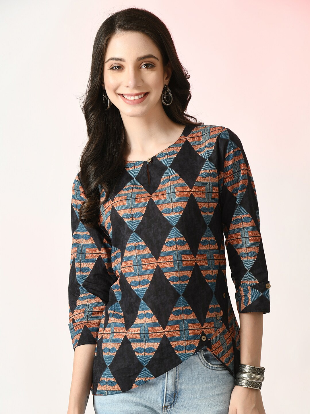 

Myshka Geometric Printed Cotton Regular Top, Black