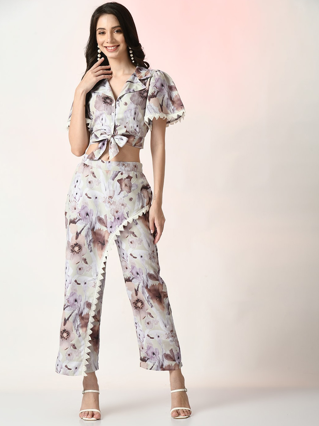 

Myshka Floral Printed Top With Trousers, Grey