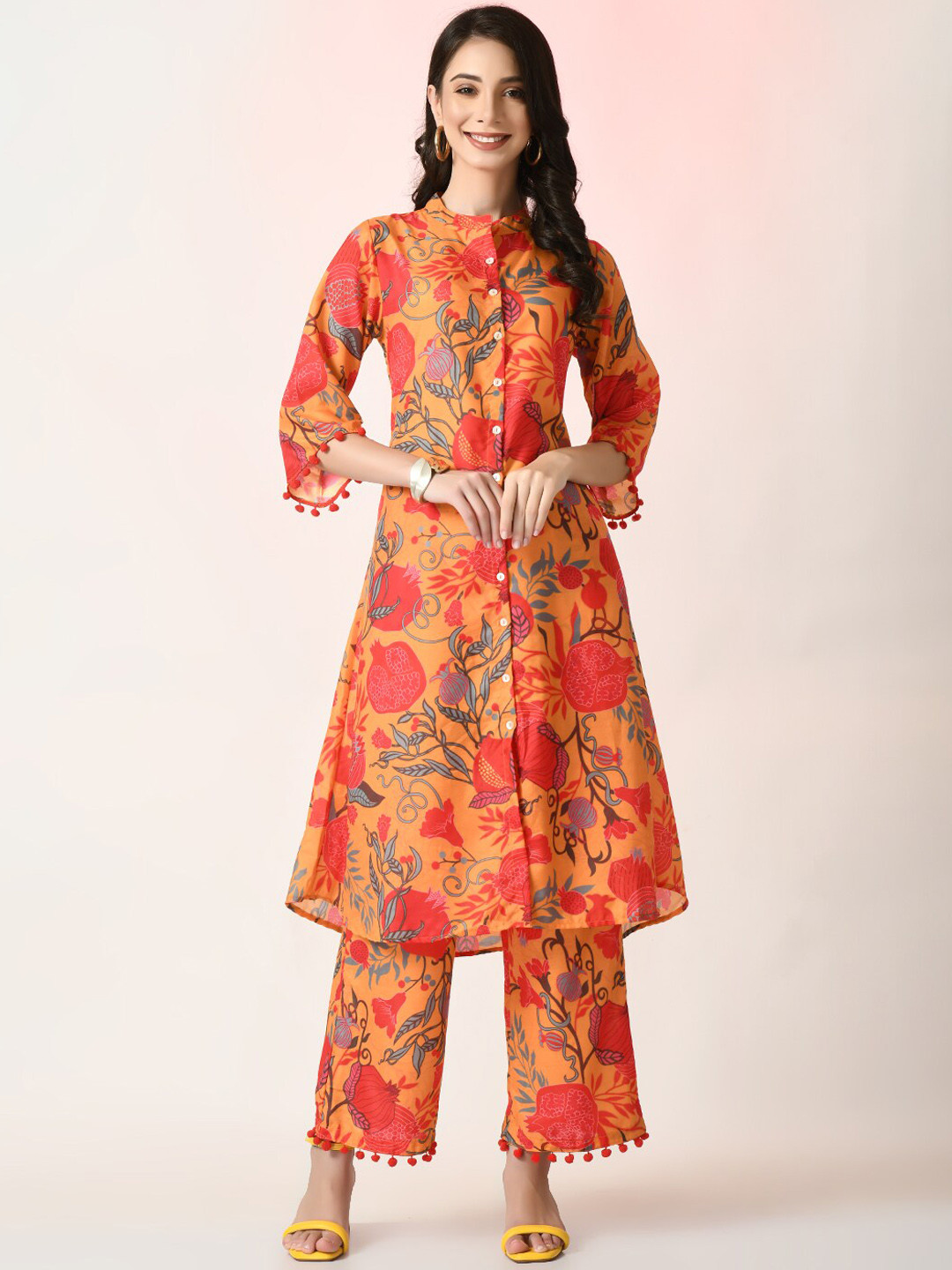 

Myshka Floral Printed A-Line Kurta with Palazzos, Yellow