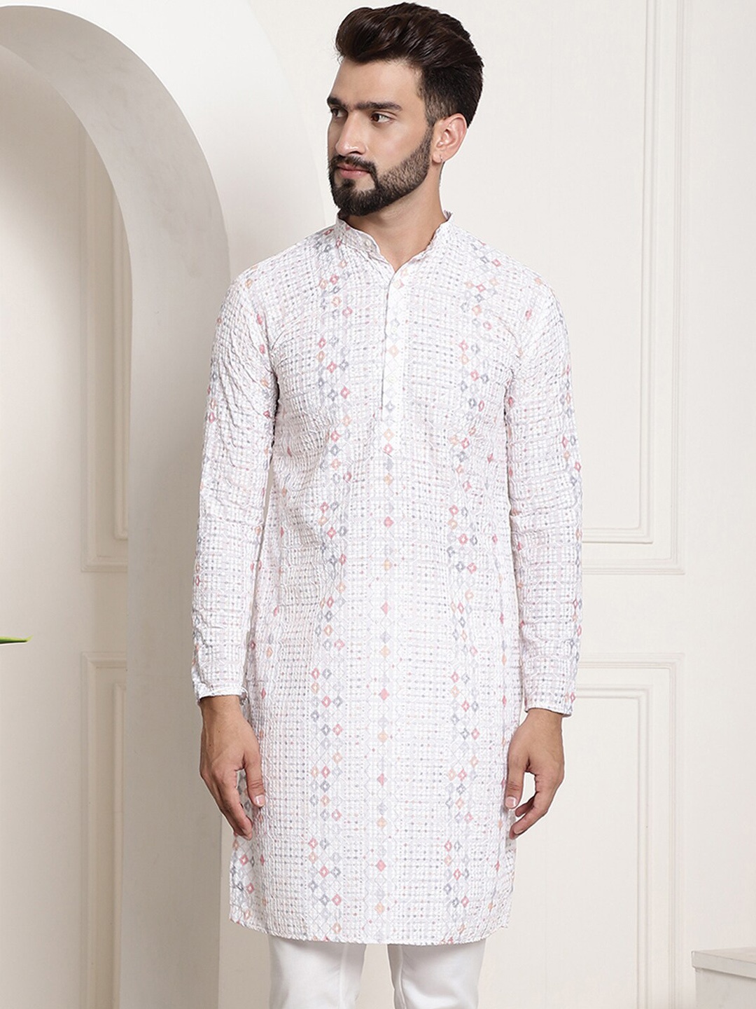 

SOJANYA Band Collar Geometric Printed Thread Work Cotton Kurta, White
