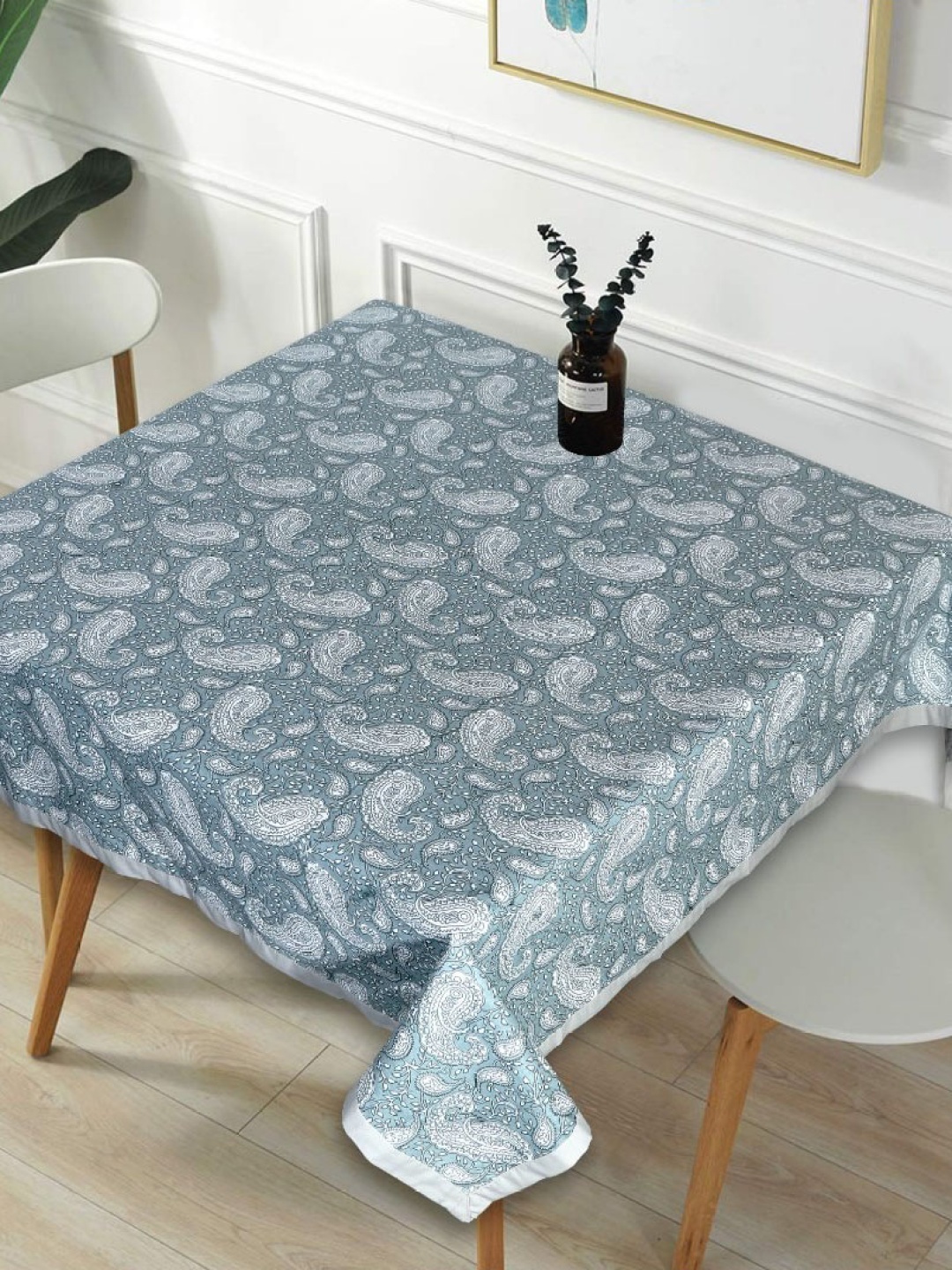 

INDHOME LIFE Grey & Blue Ethnic Motif-Printed Pure-Cotton 4-Seater Table Cover