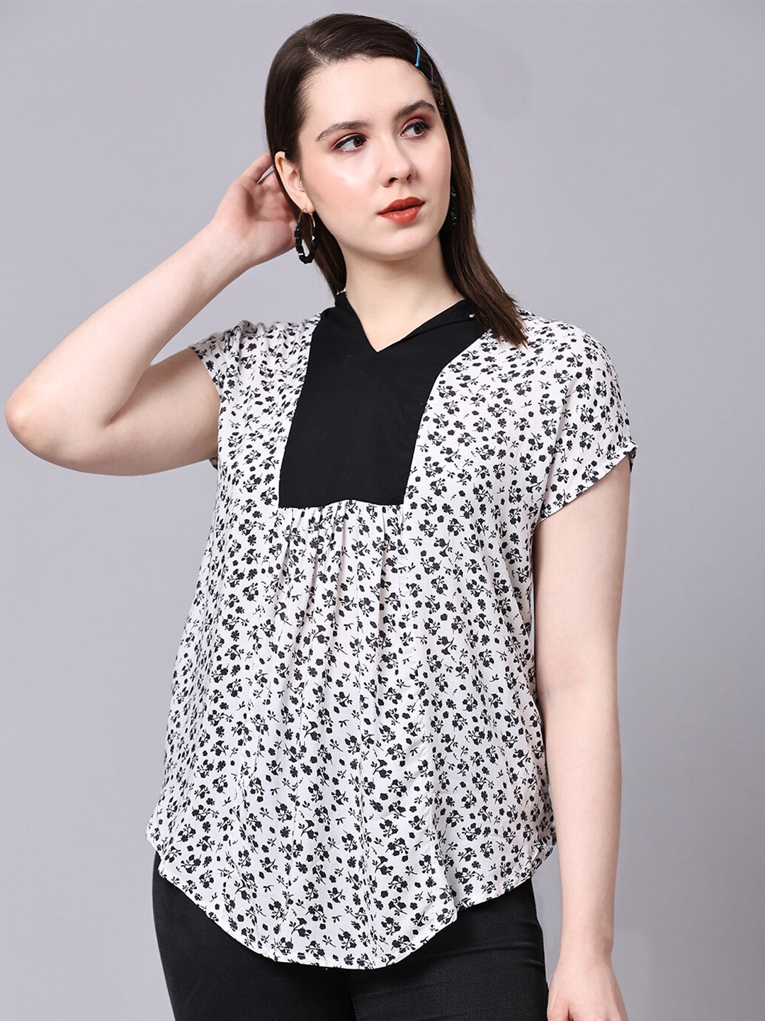 

Pomegal Floral Printed Hooded High-Low Top, White