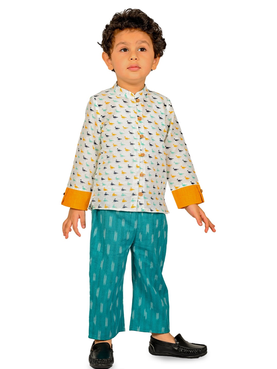 

Tiny Bunnies Boys Ethnic Motifs Printed Shirt with Trousers, Blue