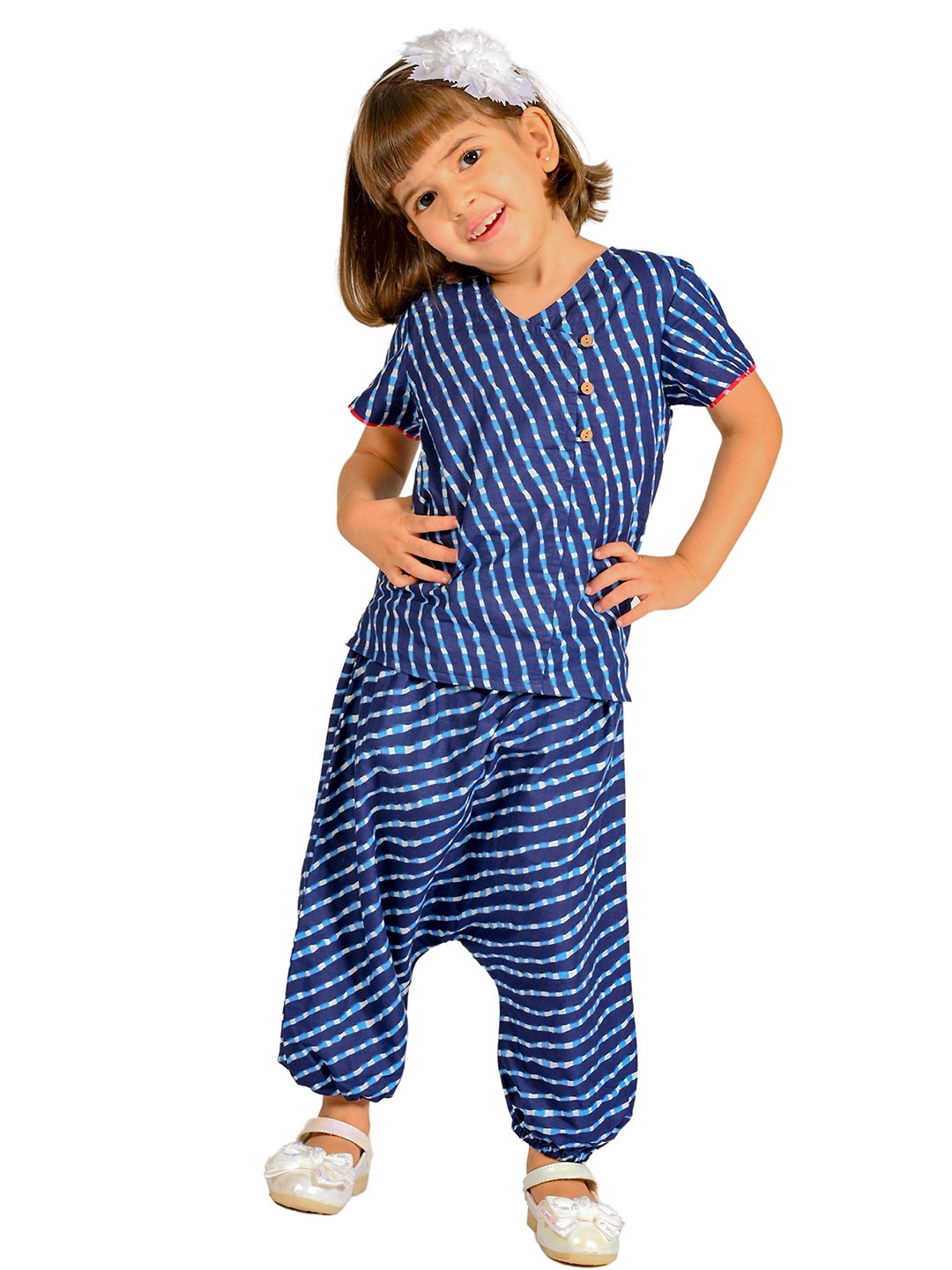 

Tiny Bunnies Girls Printed Pure Cotton Top With Dhoti Pants, Blue