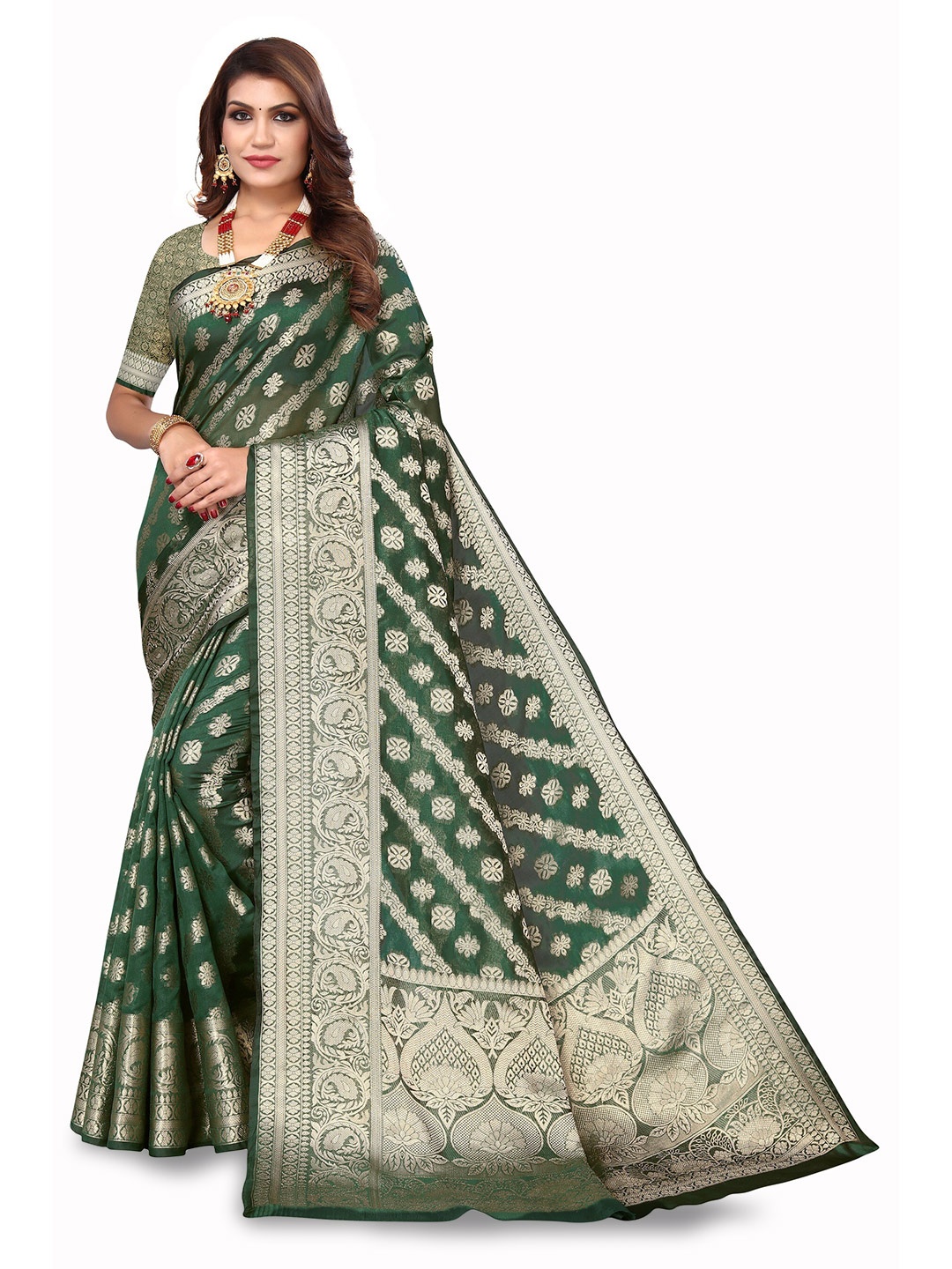 

Varanga Woven Design Zari Organza Banarasi Saree, Green