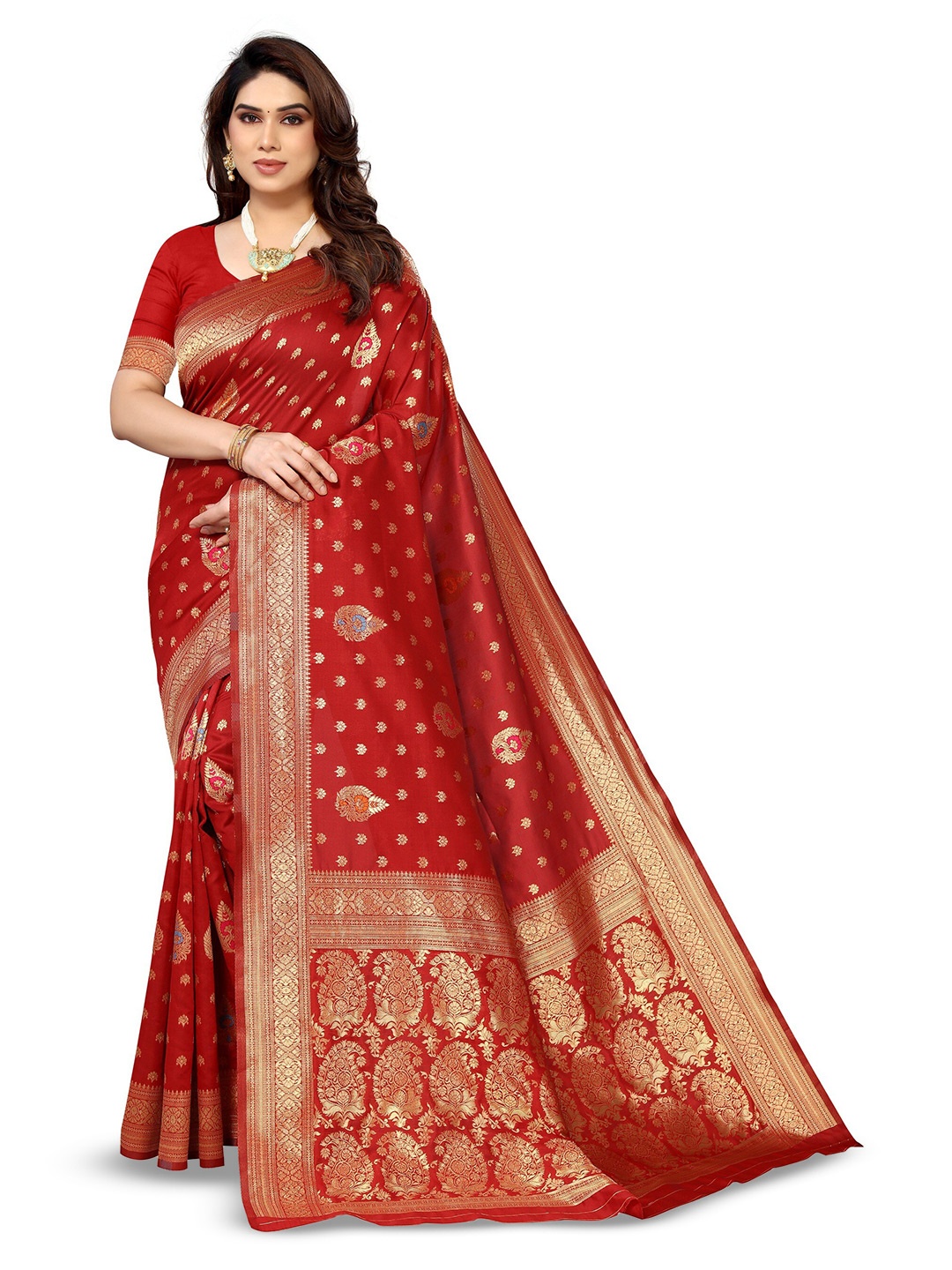 

Varanga Ethnic Motifs Woven Design Zari Detailed Banarasi Saree, Maroon