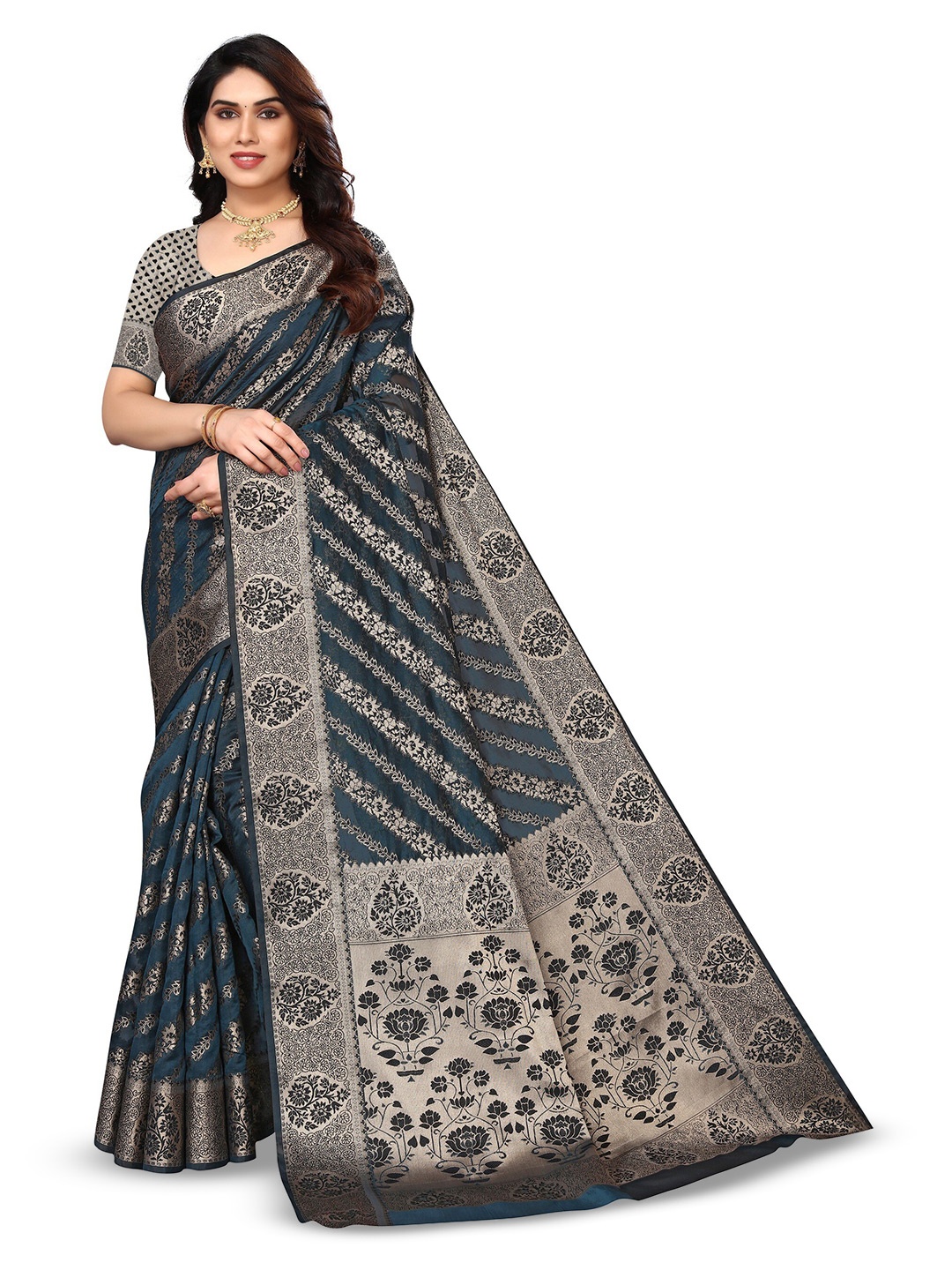 

Varanga Teal & Gold-Toned Ethnic Motifs Woven Design Zari Organza Banarasi Saree