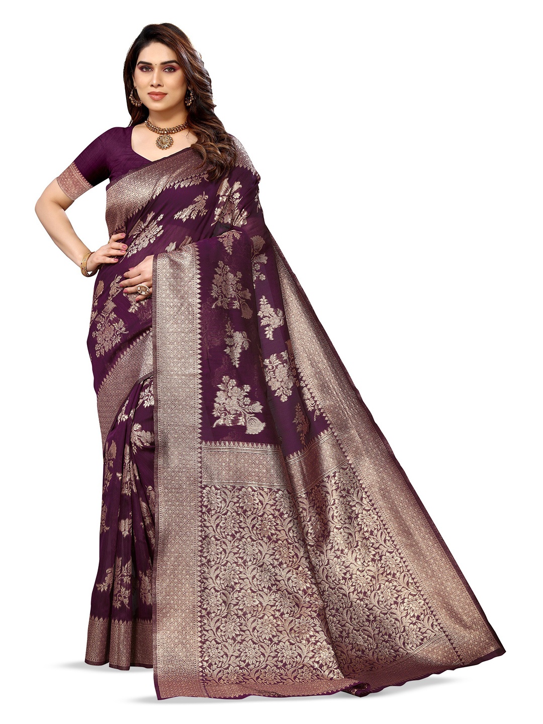 

Varanga Floral Woven Design Zari Organza Banarasi Saree, Burgundy