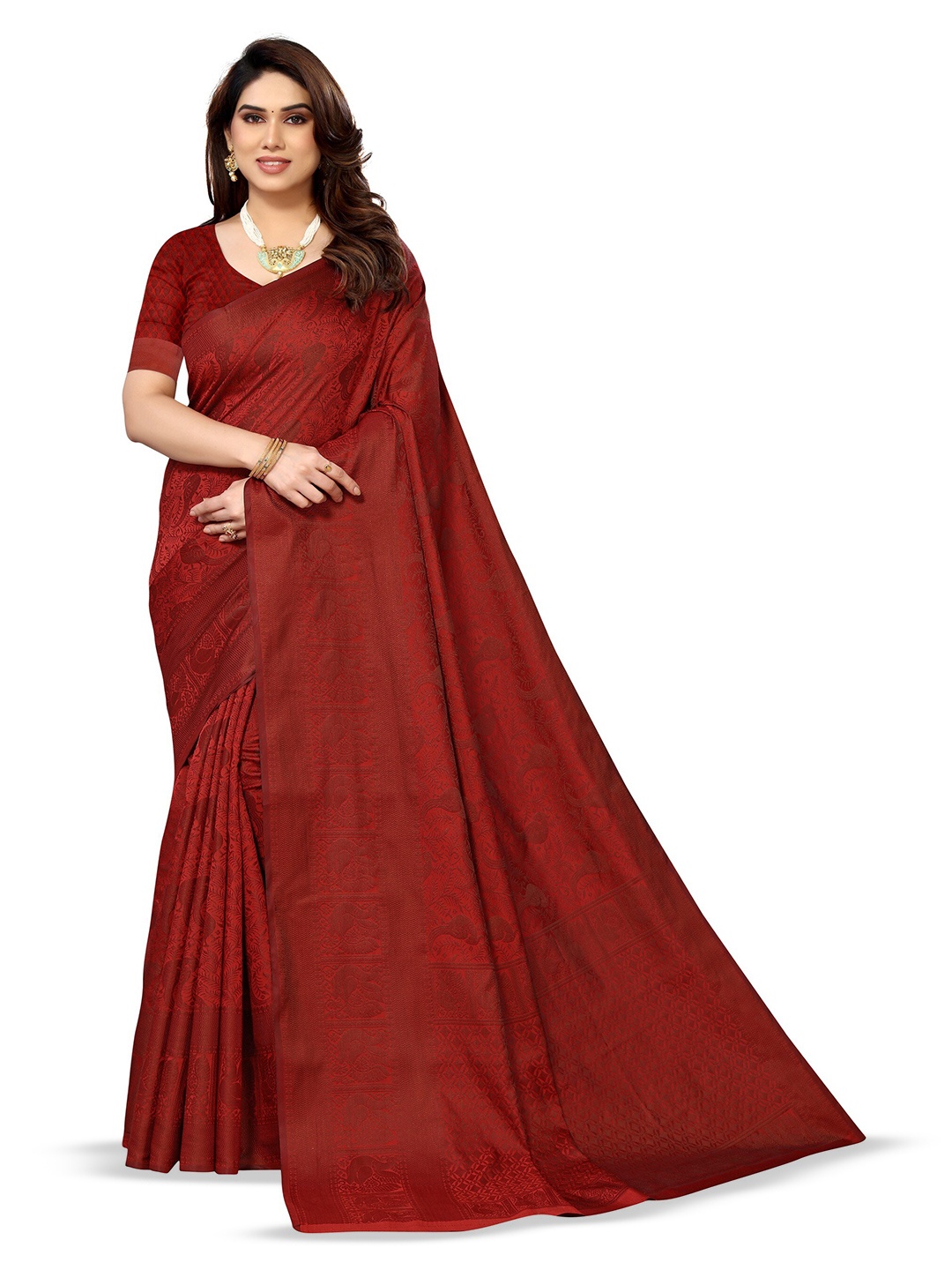 

Varanga Ethnic Motifs Woven Design Banarasi Saree, Maroon