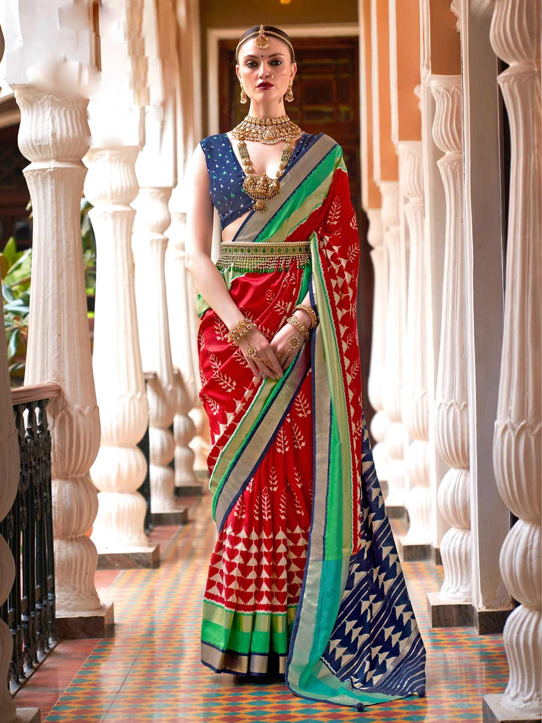 

Mitera Ethnic Motifs Printed Zari Silk Blend Patola Saree, Red